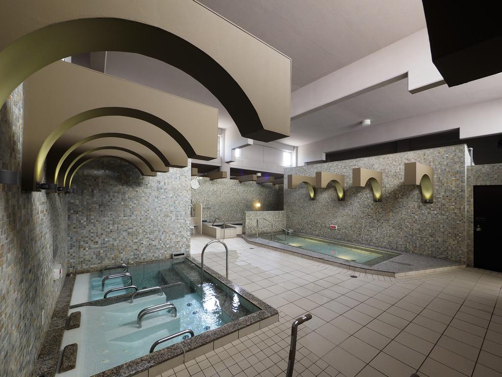 Clayton Bay Hotel Kure Luaran gambar